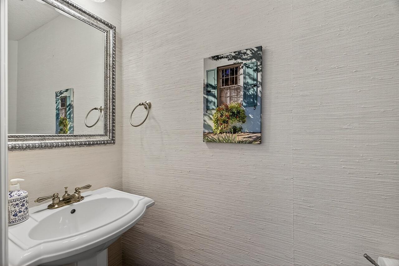 CAROLINA TRACE TOWNHOMES - Residential