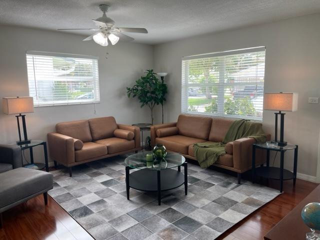 Mainlands Of Tamarac Lake - Residential