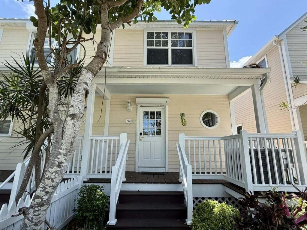 The Village at Hawks Cay - Residential