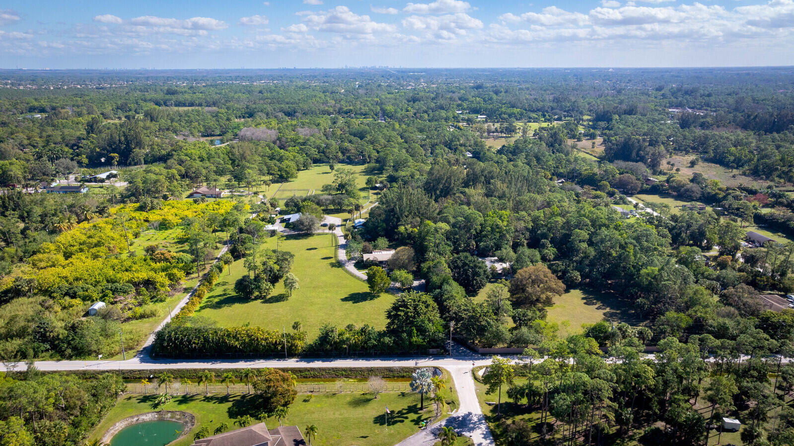 LOXAHATCHEE GROVES - Residential
