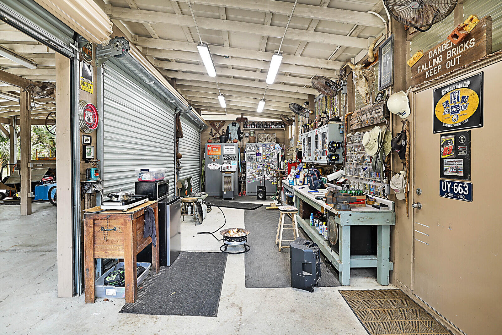 LOXAHATCHEE GROVES - Residential