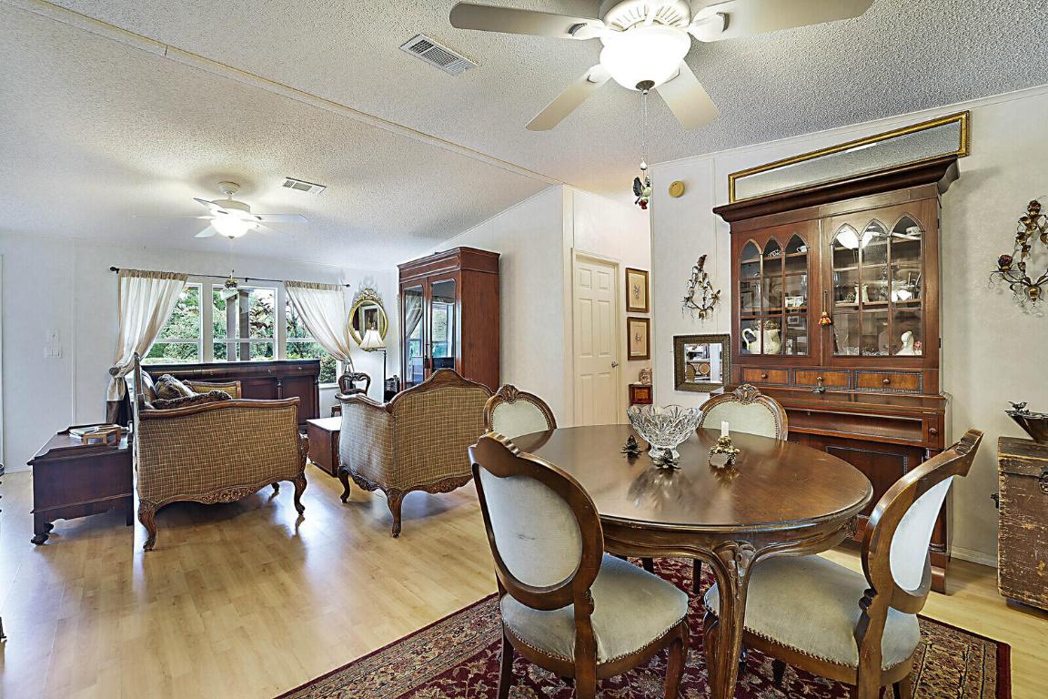 LOXAHATCHEE GROVES - Residential