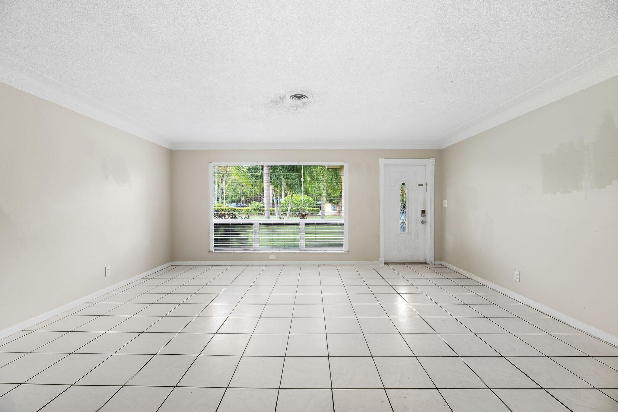 831 NW 43RD Avenue