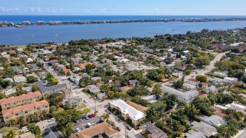 Tiny photo for 1205 N M Street, Lake Worth Beach, FL 33460 (MLS # B26037352)