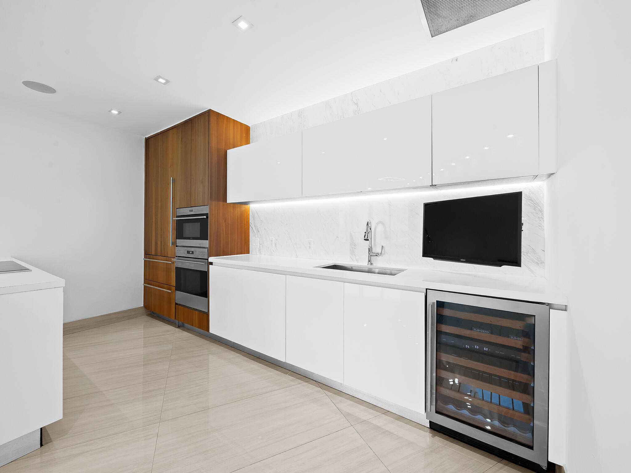 701 N Fort Lauderdale Beach Boulevard 1104