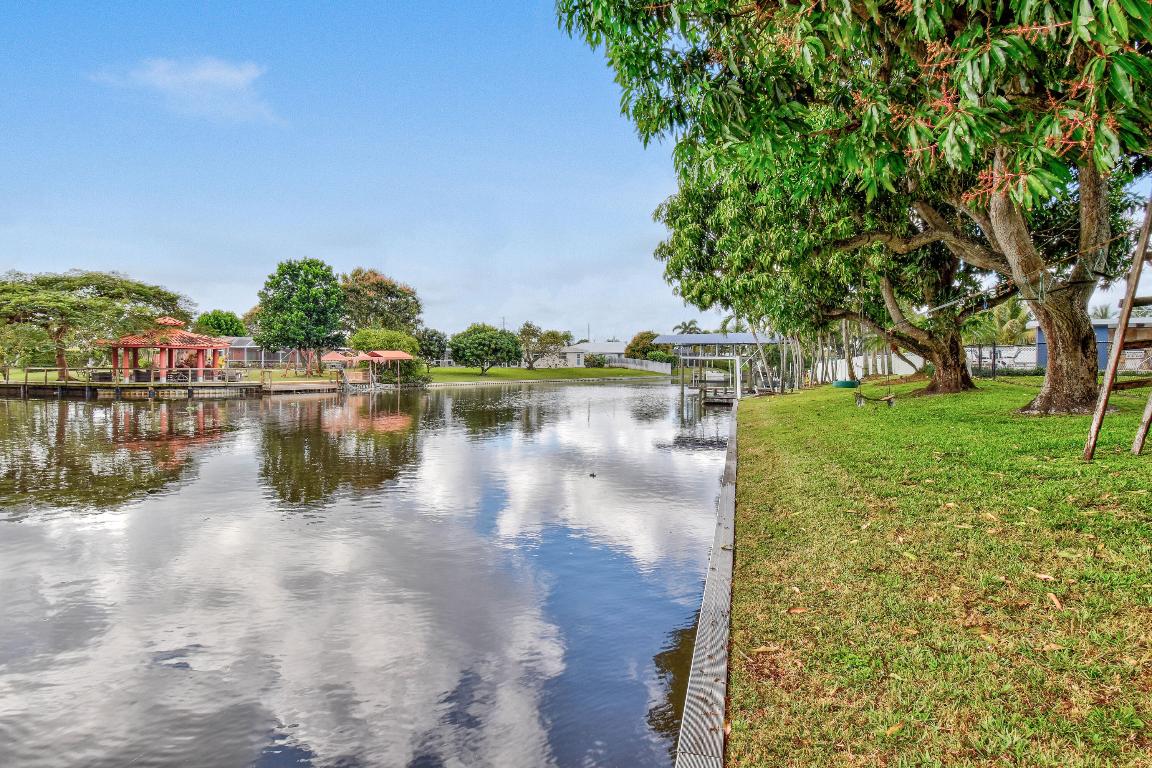 LAKE CLARKE ISLE 3 - Residential