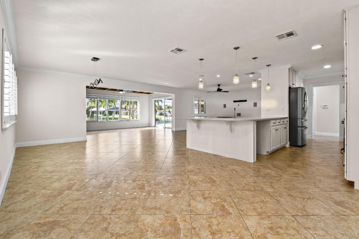 LAKE CLARKE ISLE 3 - Residential