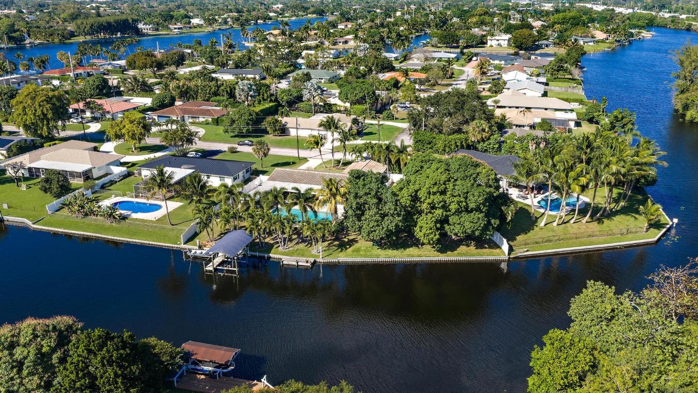 LAKE CLARKE ISLE 3 - Residential