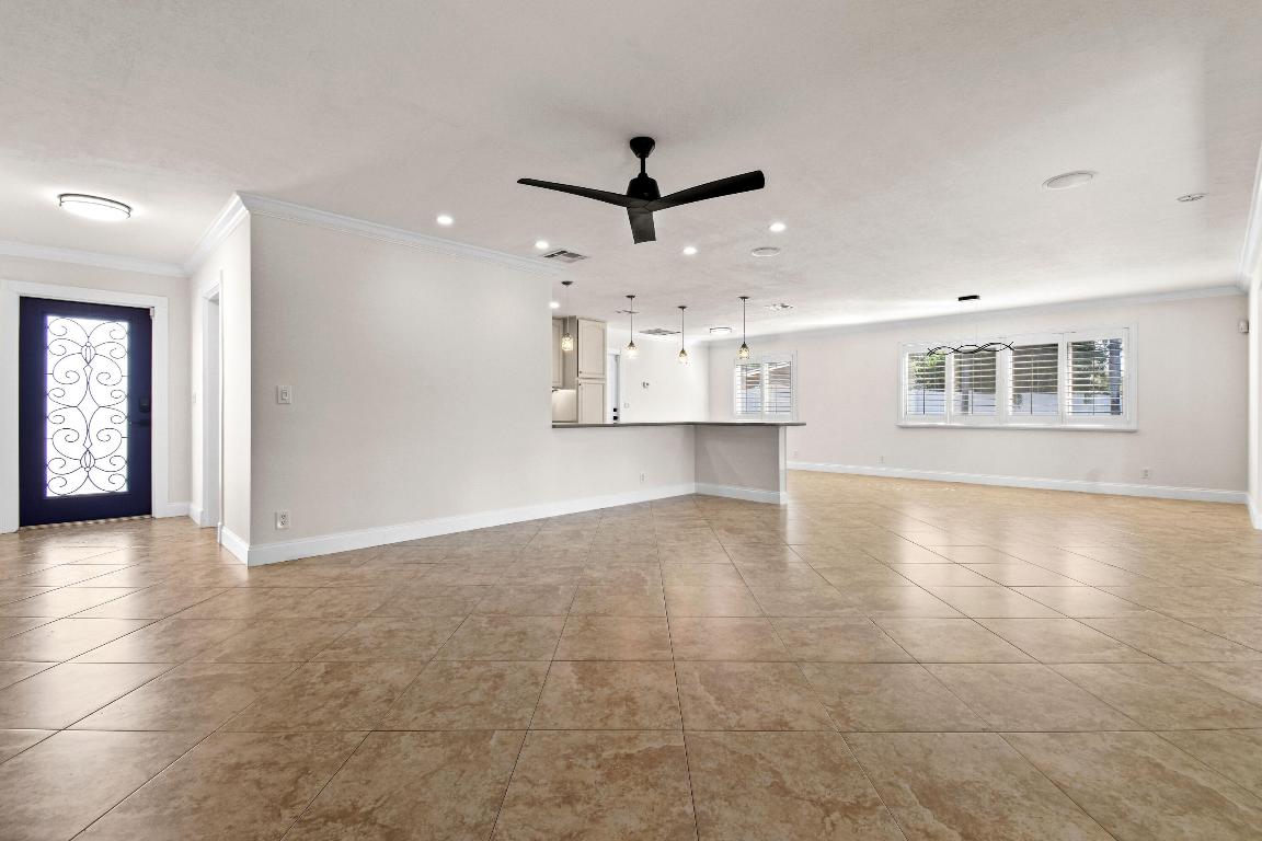 LAKE CLARKE ISLE 3 - Residential