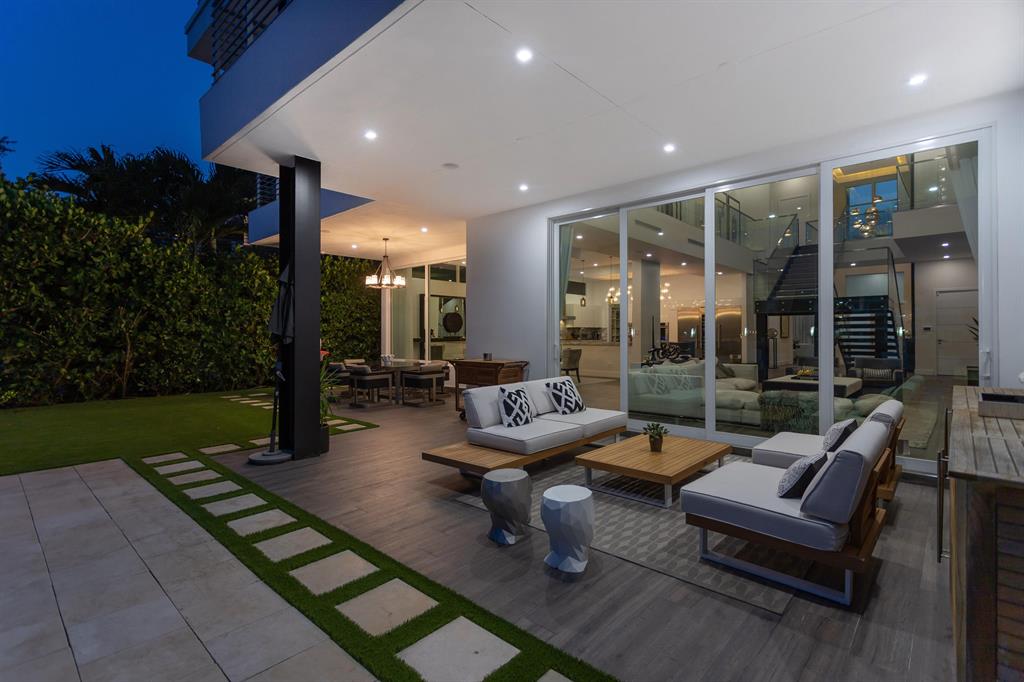 CYPRESS POINT - Residential