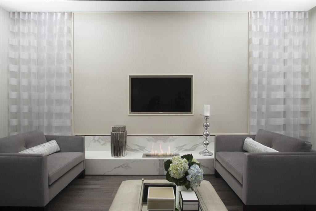 CYPRESS POINT - Residential