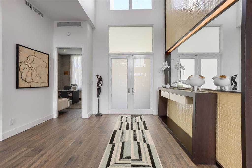 CYPRESS POINT - Residential