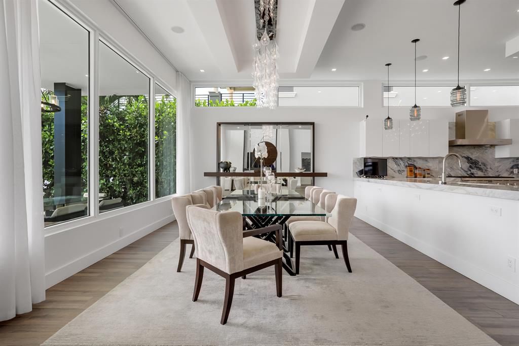 CYPRESS POINT - Residential