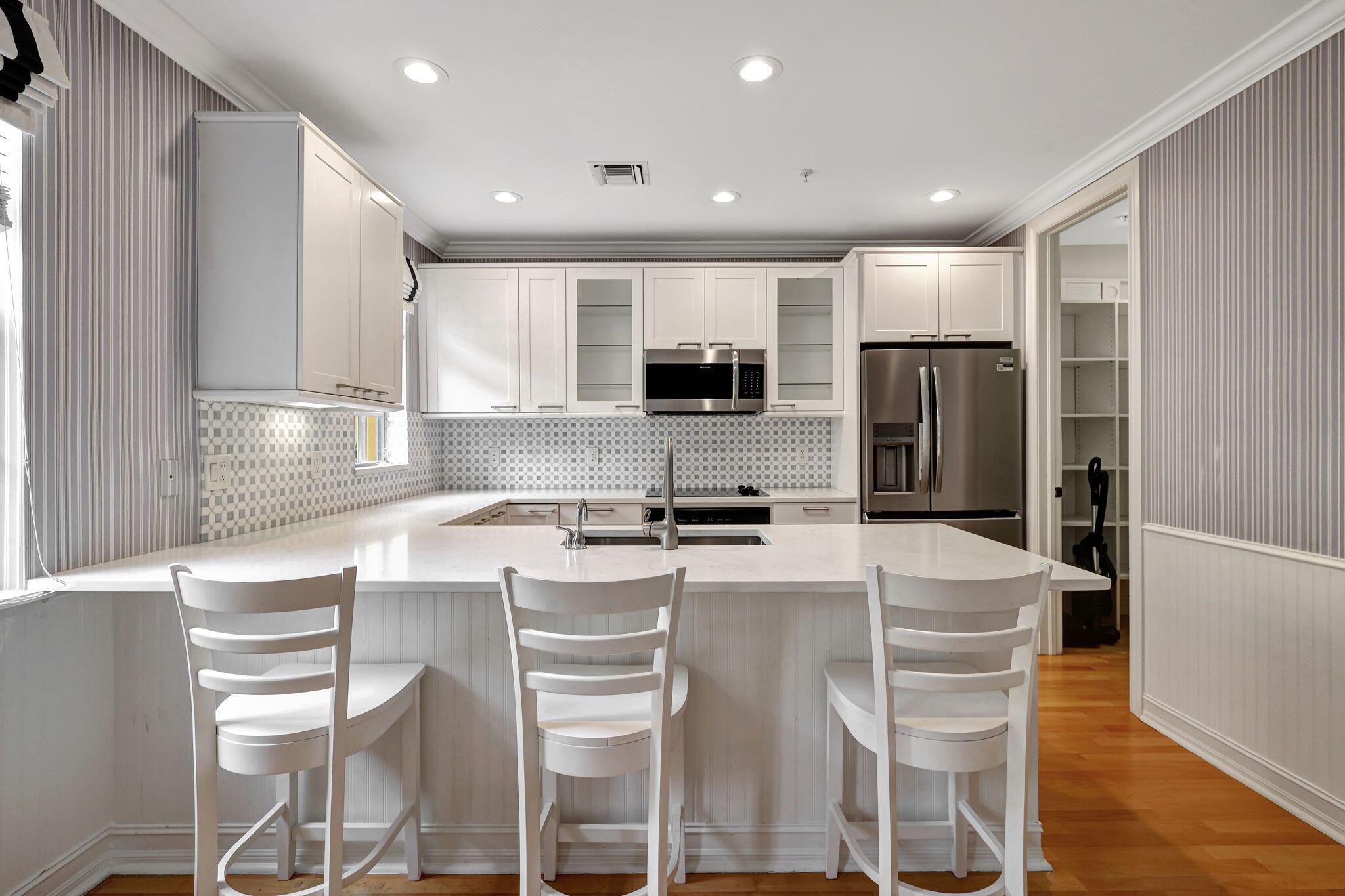 326 Tuxedo Lane