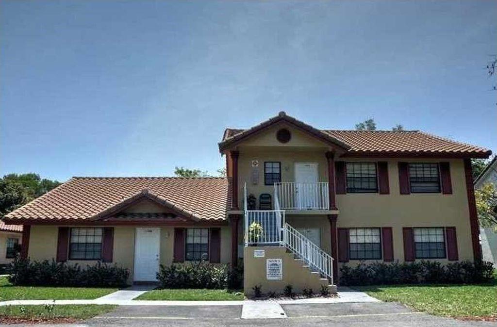 Lakefront triplex with over 3,800 sq ft of living area on a 10,000 sq ft lot and 6 parking spaces! Tenants pay their own electric and water. Trash is included in taxes. The only landlord expenses are taxes, insurance, and landscaping! All tenants have strong security deposits and have been screened. The property features two 3-bed 2-bath units and one 2-bed 2-bath unit. Roof is good shape.