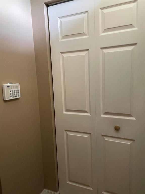 COURTYARDS AT WILLOUGHBY CONDO - Residential