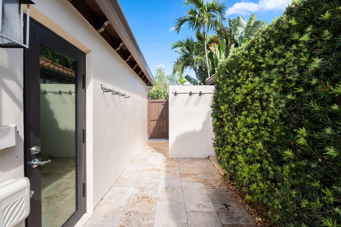 VIA DEL MAR CONDO - Residential