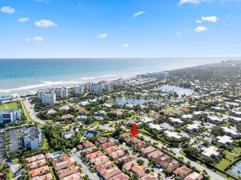 Photo of 1484 Via Del Sol, Jupiter, FL 33477 (MLS # R11156007)