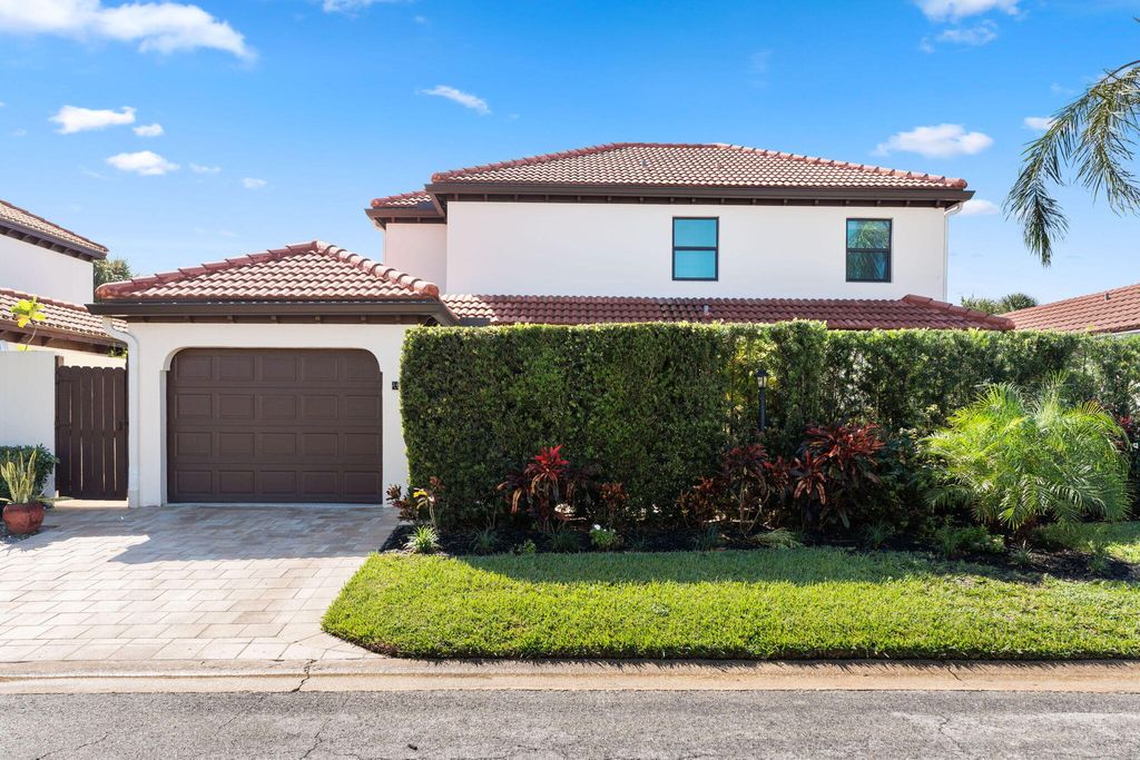 Photo of 1484 Via Del Sol, Jupiter, FL 33477 (MLS # R11156007)