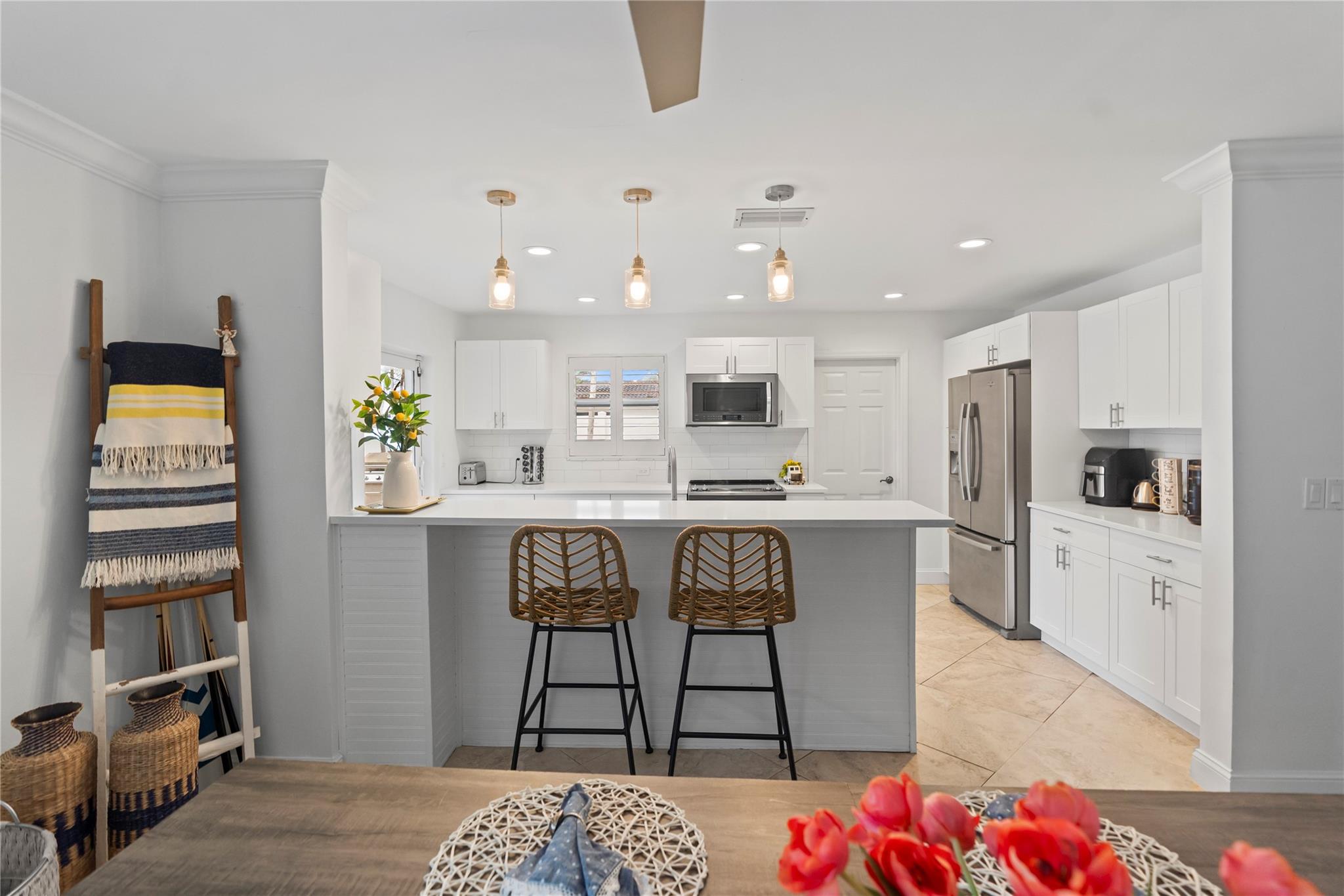 261 SE 8th St