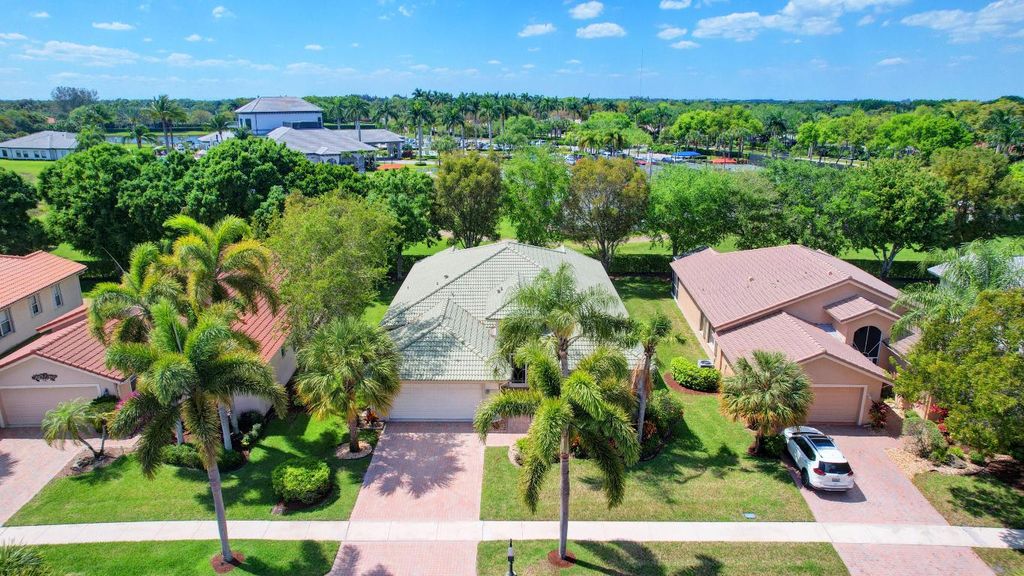 Photo of 8239 Marsala Way, Boynton Beach, FL 33472 (MLS # R10970379)