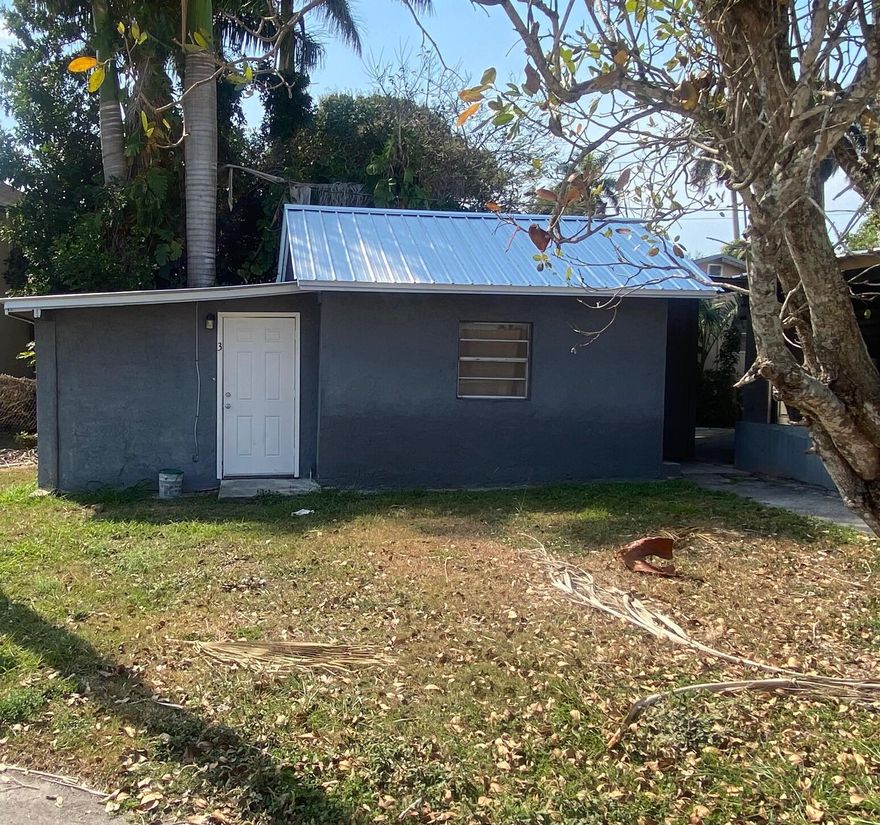 This 1 bedroom 1 bathroom is available for rent today! First, last month and security deposit is required to move in.