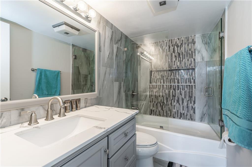 Hollybrook Golf & Tennis - Residential