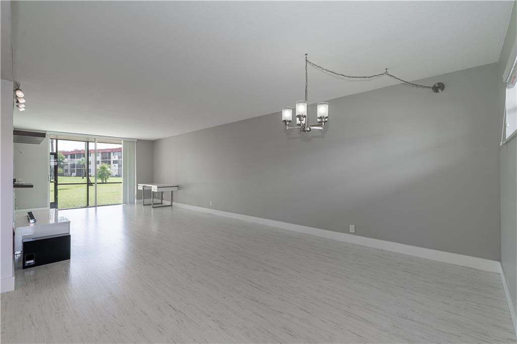 Hollybrook Golf & Tennis - Residential