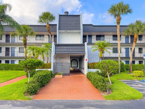 A home in Lake Worth