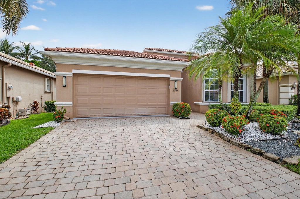 Photo of 6584 Via Alfieri, Lake Worth, FL 33467 (MLS # R11122175)