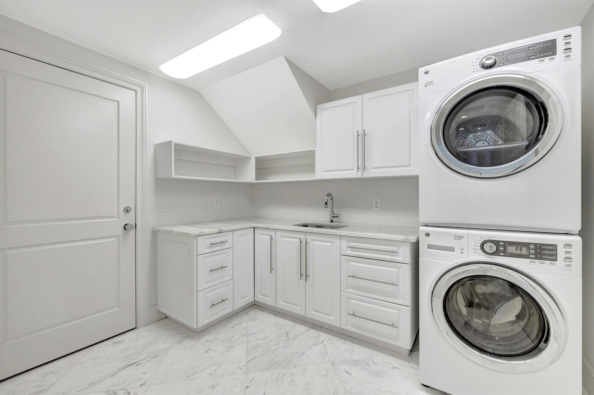 Seagate Country Club - Residential