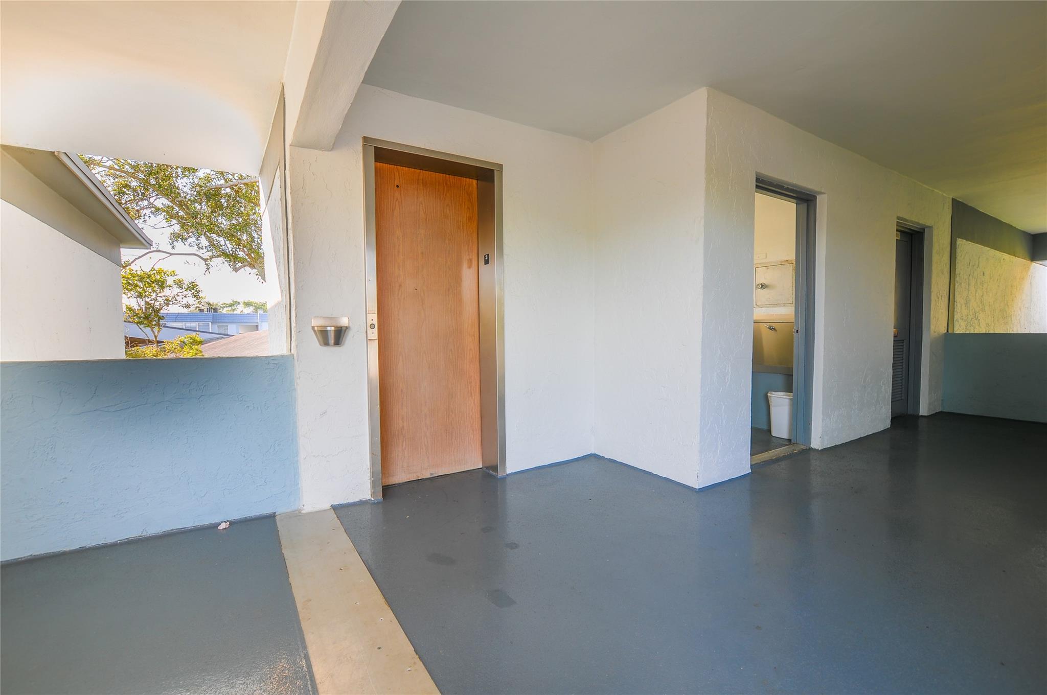 Sands Point - Residential