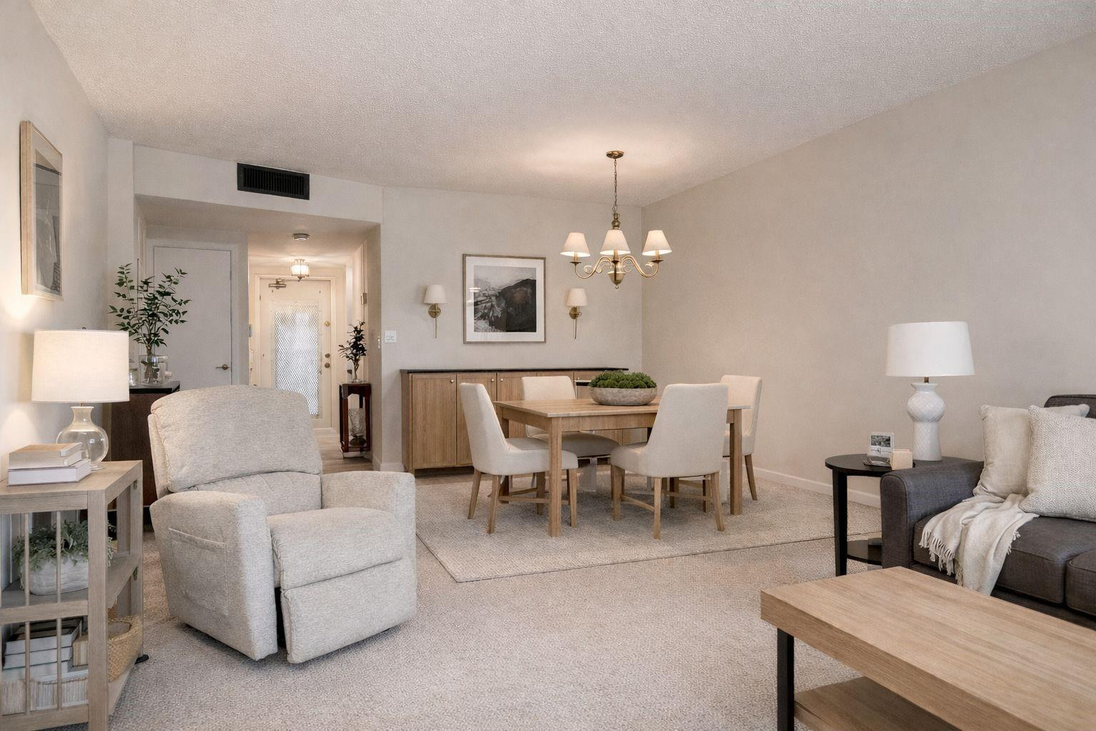 SUNRISE LAKES - Residential