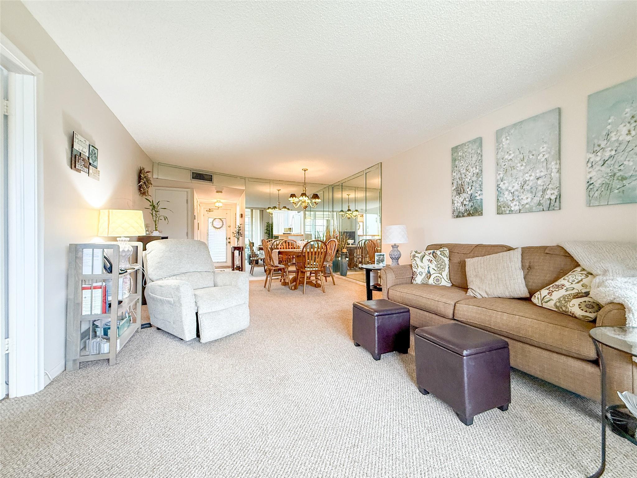 SUNRISE LAKES - Residential