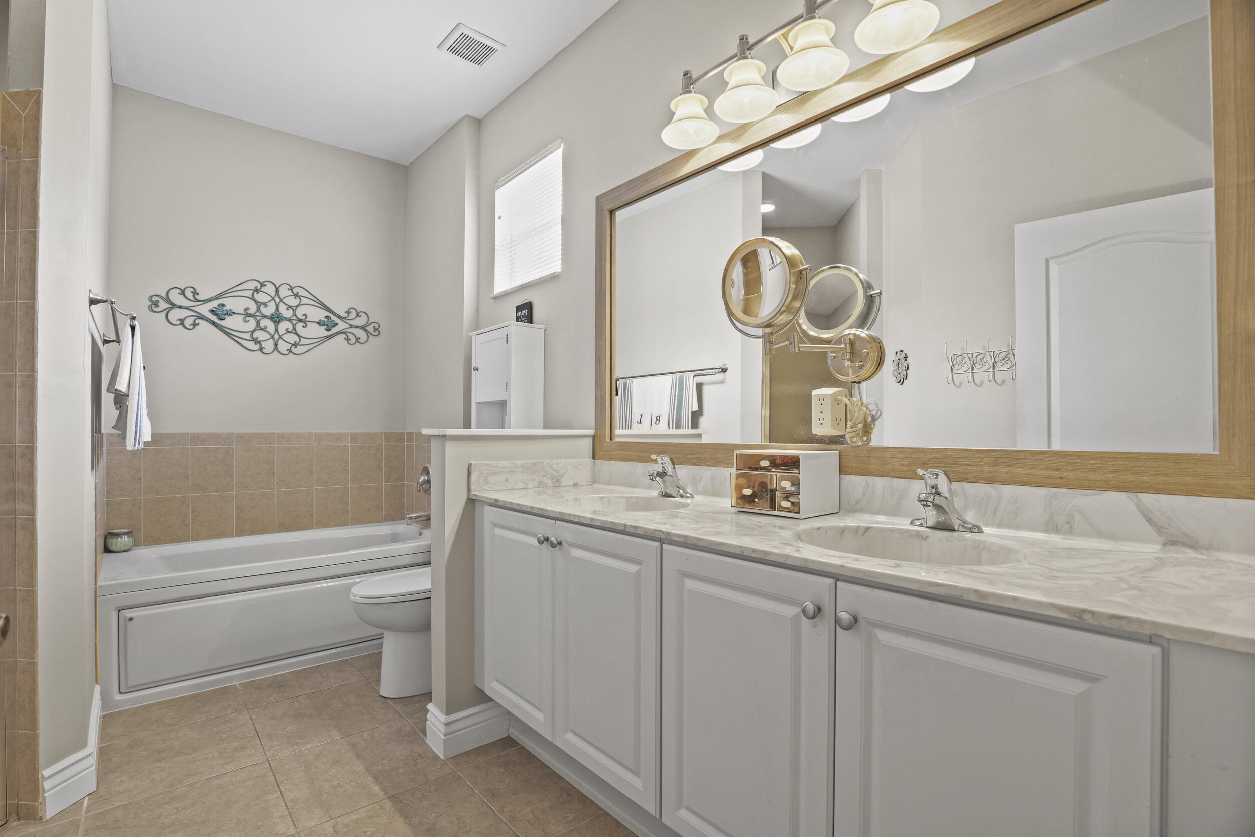 TRADITION PLAT NO 18 - Residential