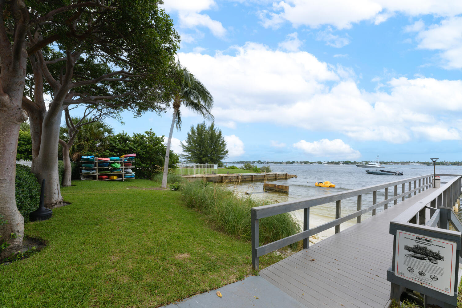 PALM BEACH HOUSE CONDO - Residential
