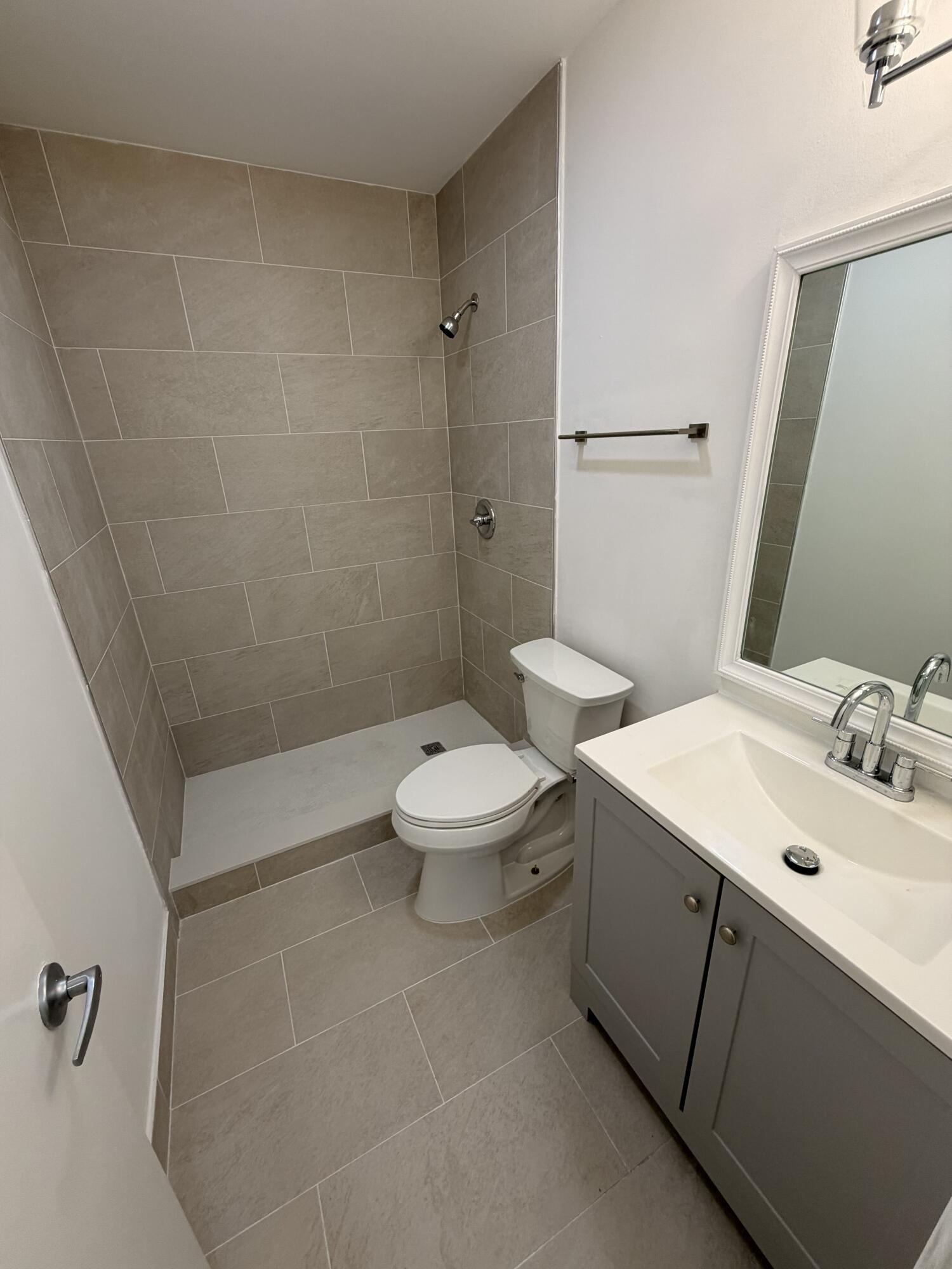 TIMBERWALK II SEC 4 - Residential Lease