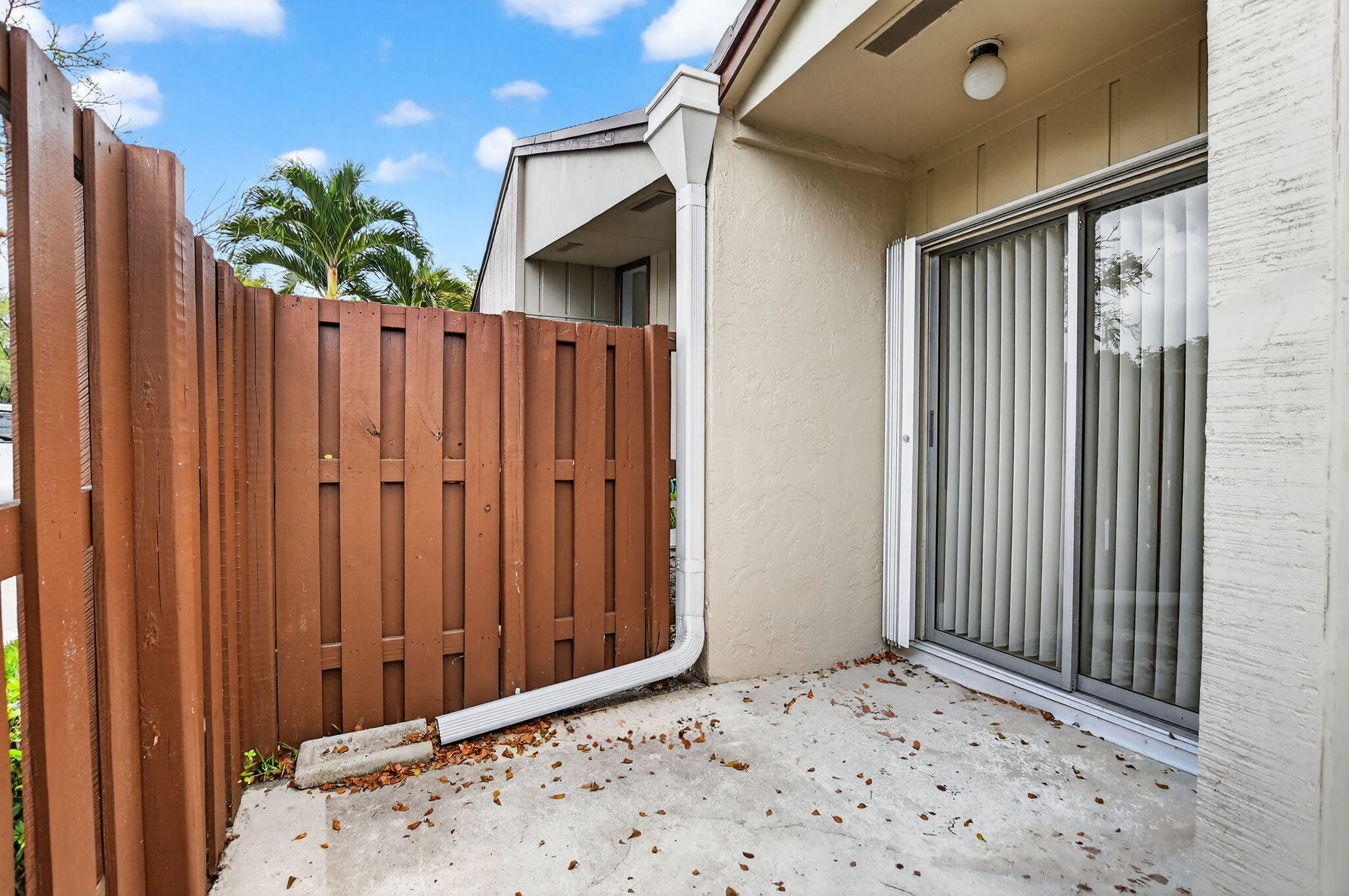 TIMBERWALK II SEC 4 - Residential Lease