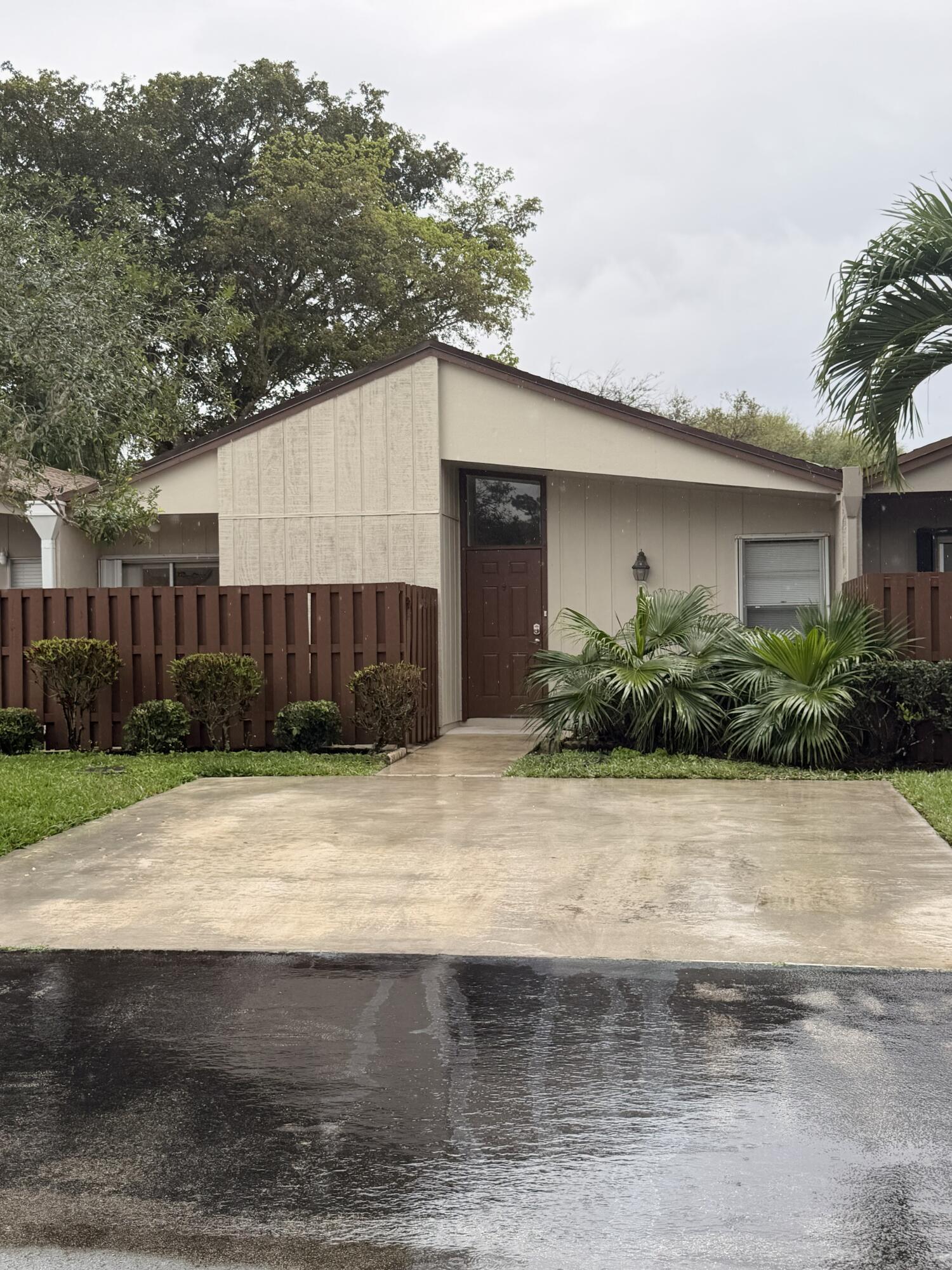 TIMBERWALK II SEC 4 - Residential Lease