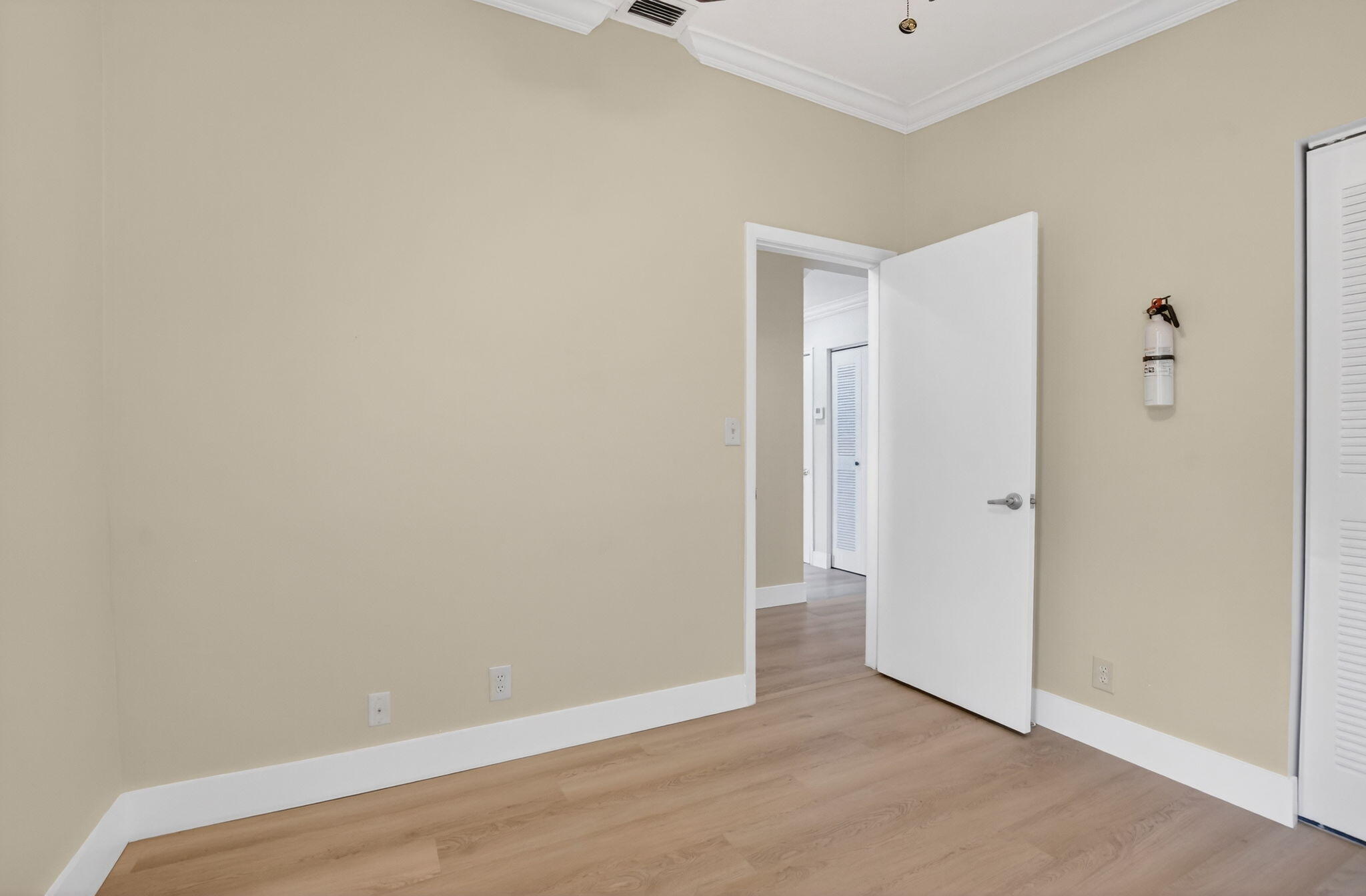 TIMBERWALK II SEC 4 - Residential Lease