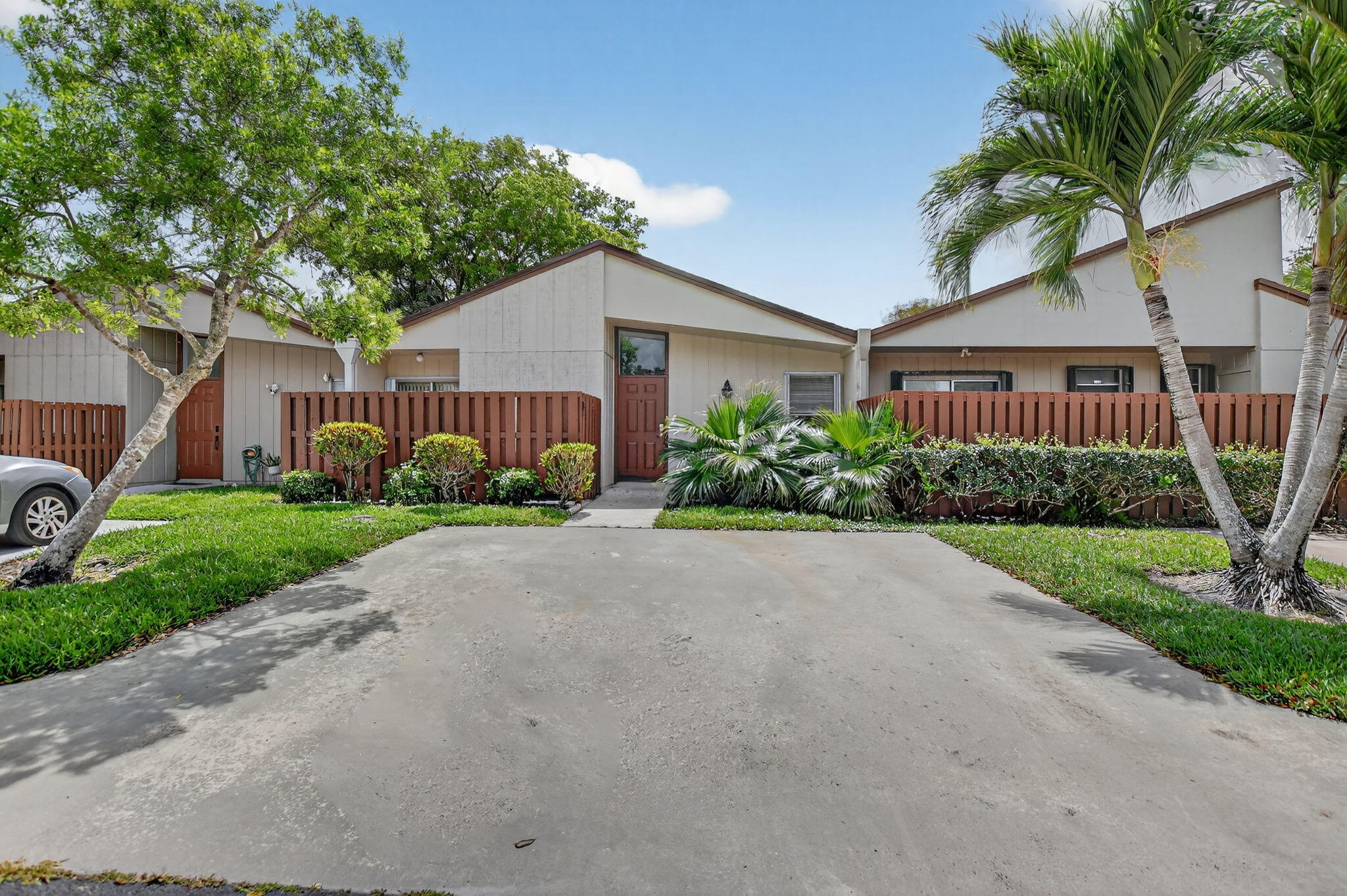 TIMBERWALK II SEC 4 - Residential Lease