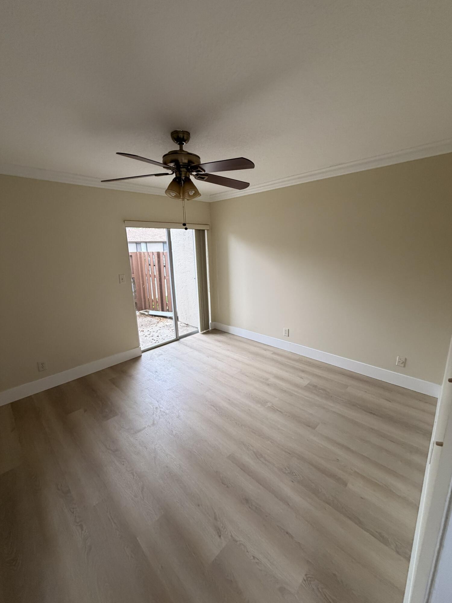 TIMBERWALK II SEC 4 - Residential Lease