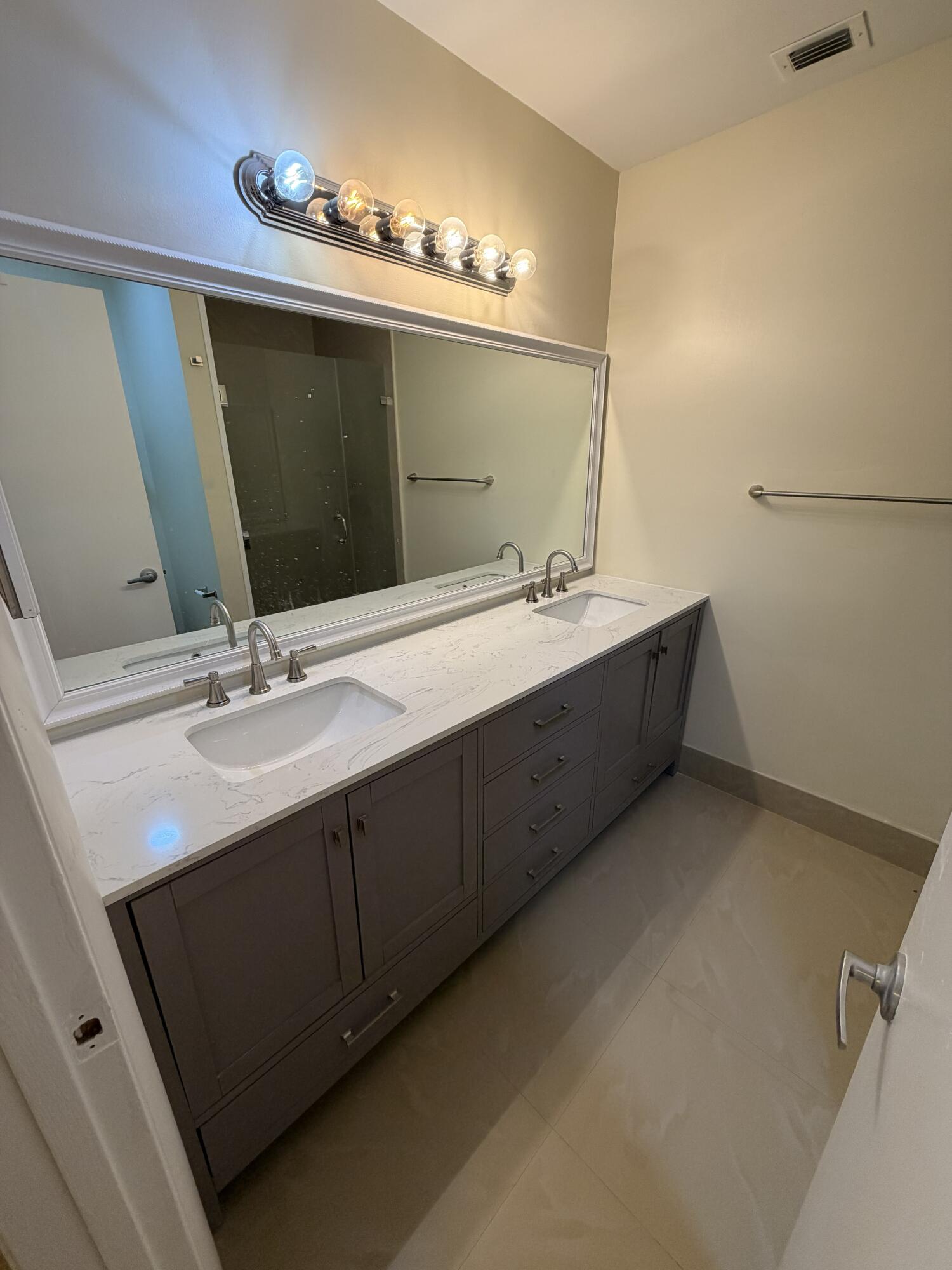 TIMBERWALK II SEC 4 - Residential Lease