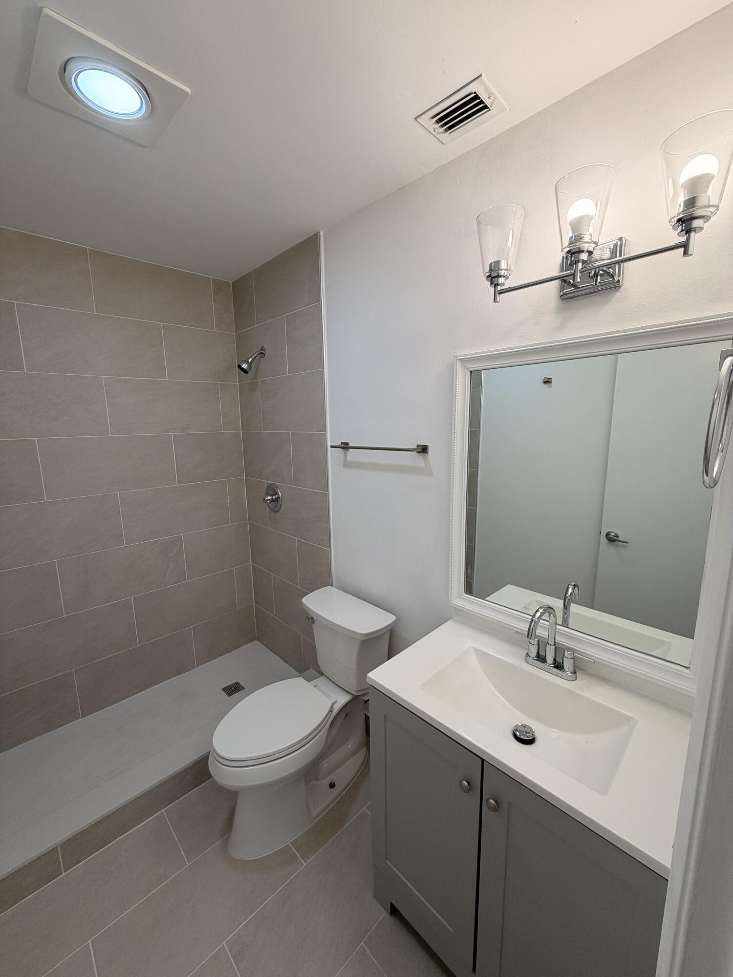 TIMBERWALK II SEC 4 - Residential Lease