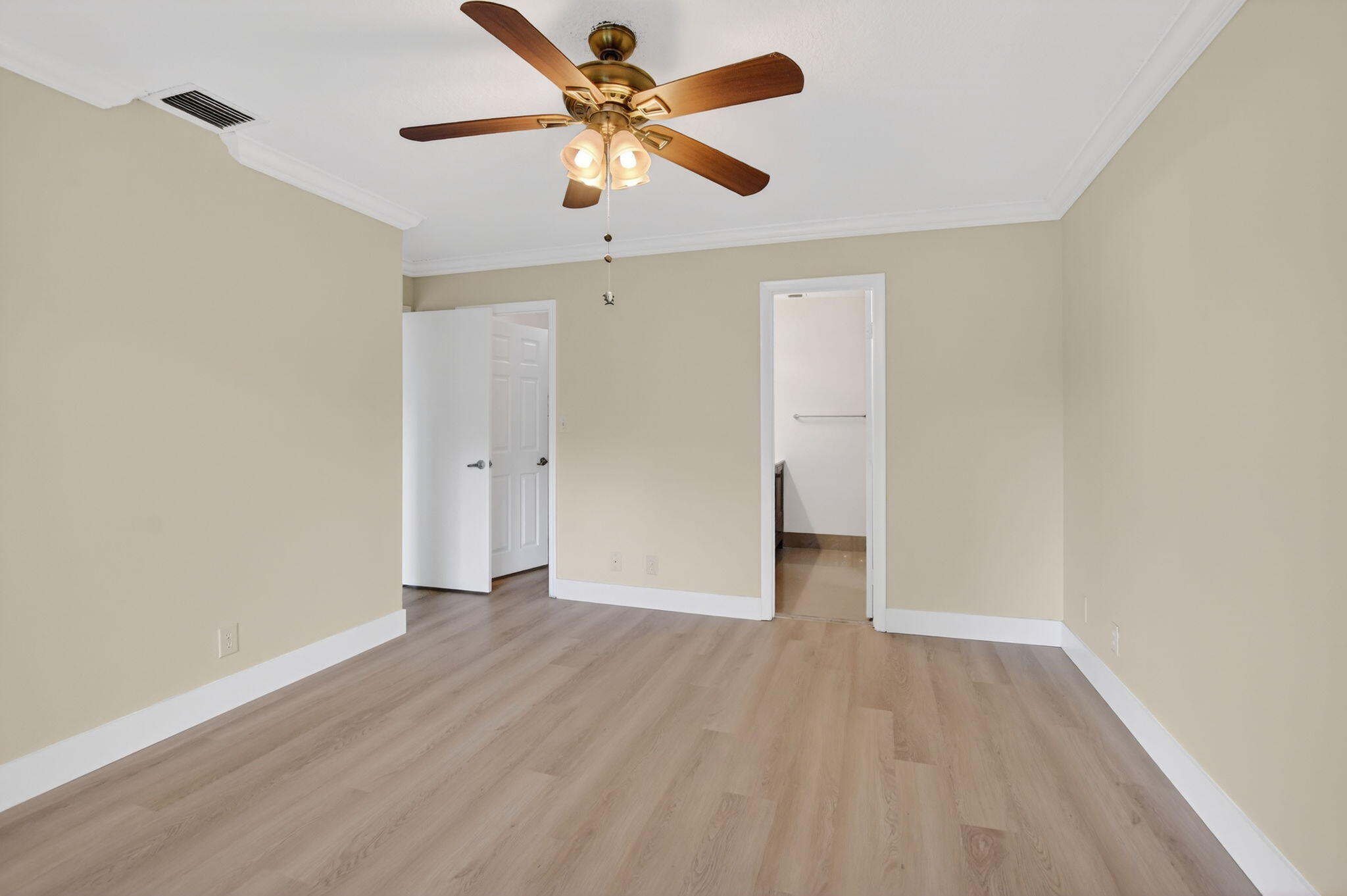 TIMBERWALK II SEC 4 - Residential Lease