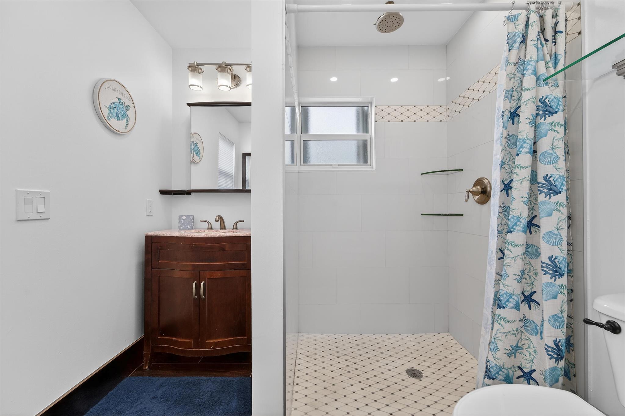 LAKEVIEW PARK 2ND ADD IN - Residential Lease