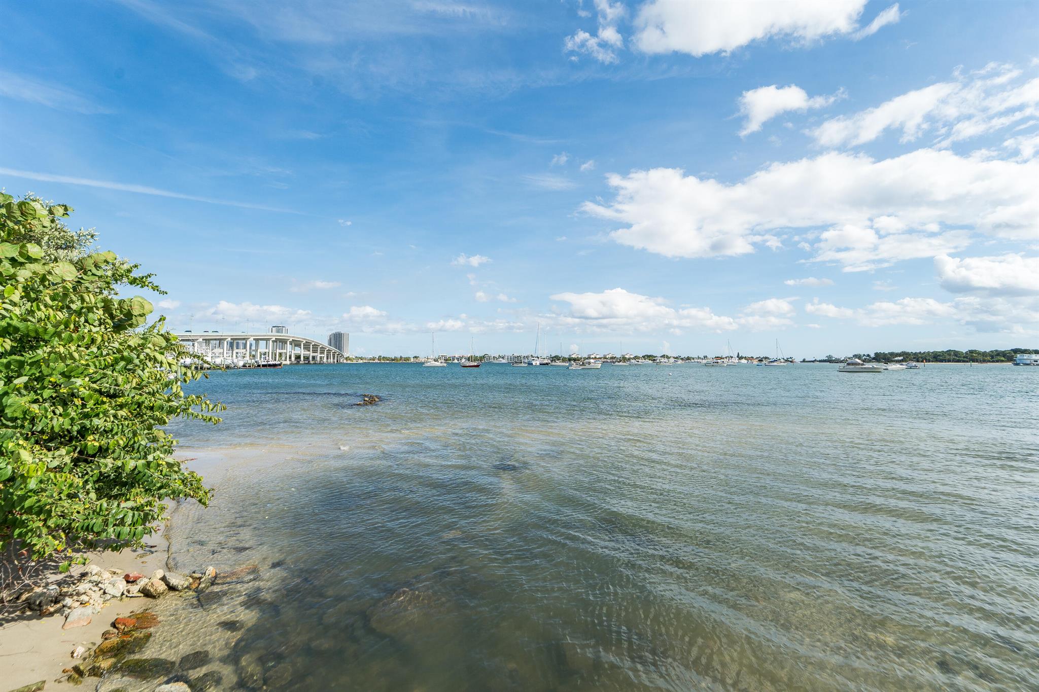 LAKEVIEW PARK 2ND ADD IN - Residential Lease