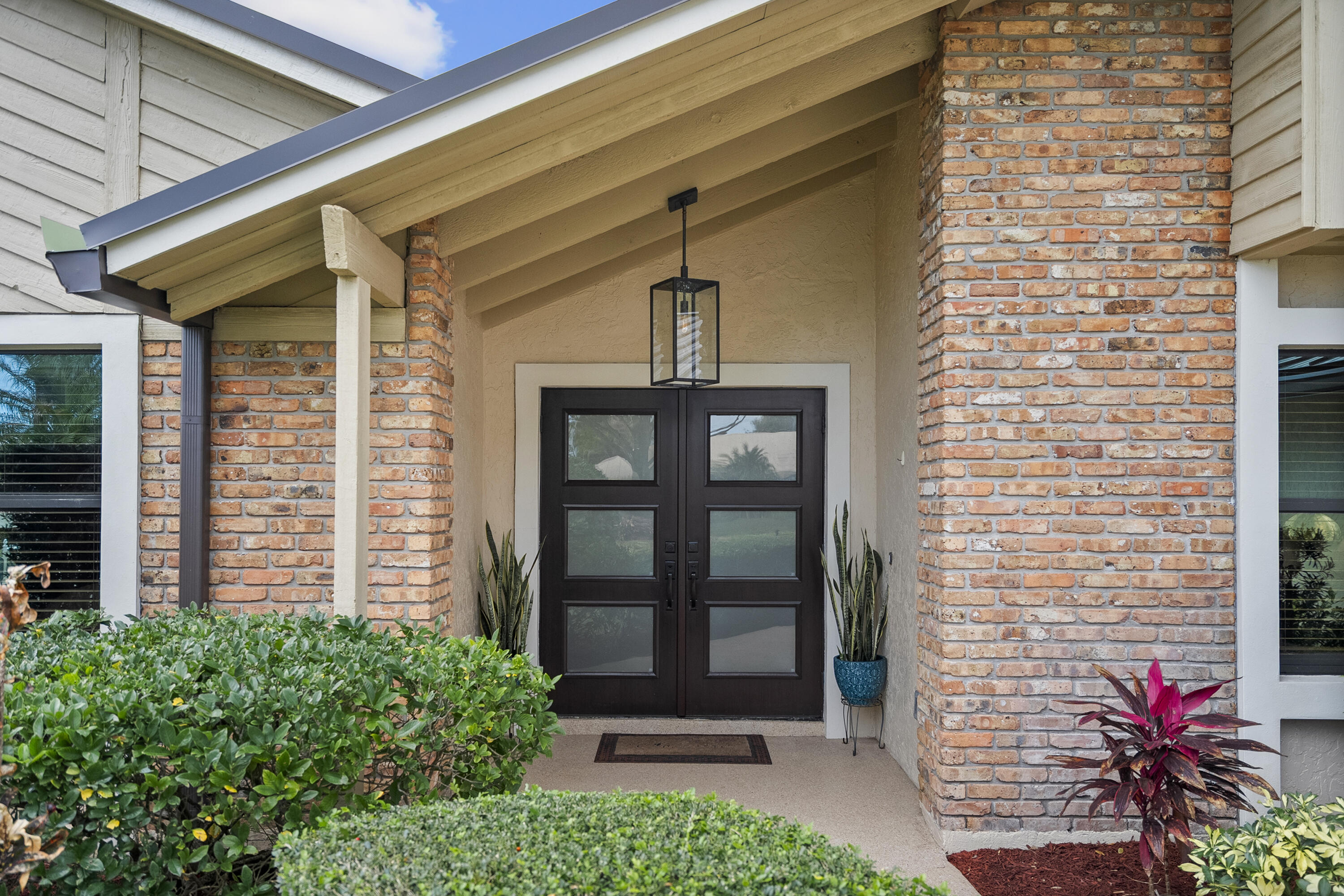 TREASURE COVE - Residential