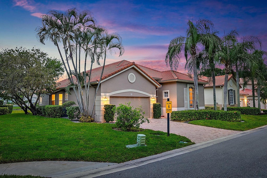 Photo of 50 Monterey Pointe Drive, Palm Beach Gardens, FL 33418 (MLS # R11122856)