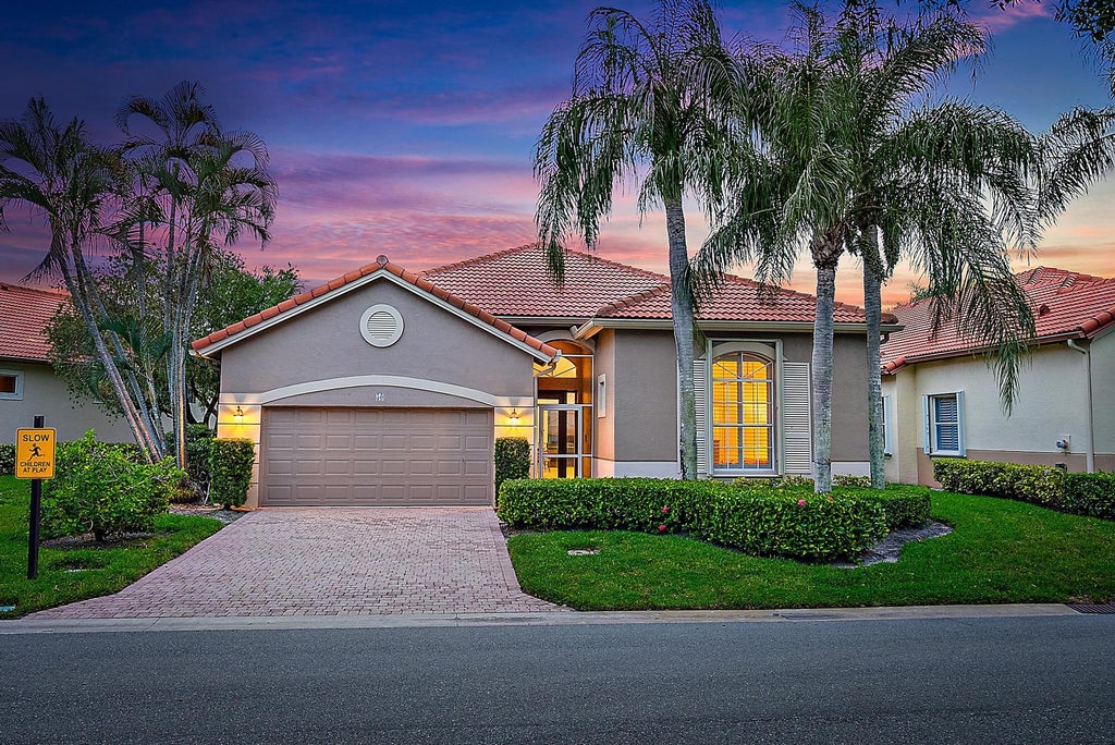 Photo of 50 Monterey Pointe Drive, Palm Beach Gardens, FL 33418 (MLS # R11122856)